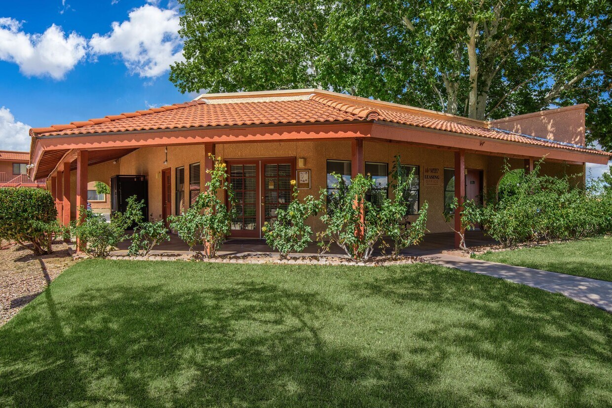 Foto principal - Garden Plaza Apartments