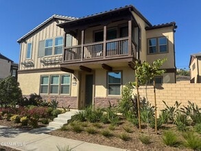 Building Photo - 701 Edward Scholle Dr