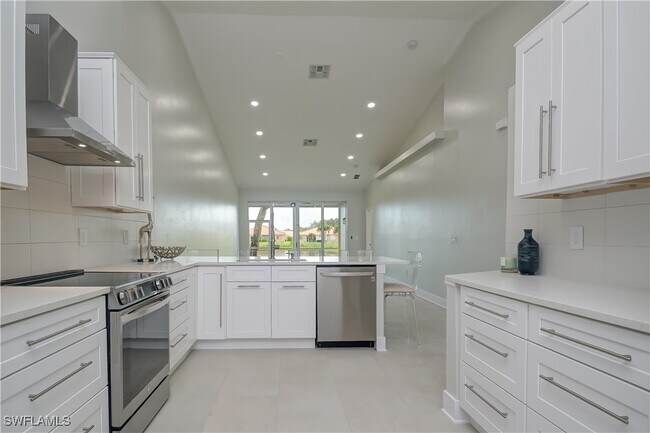Foto del edificio - 7891 Sanctuary Cir
