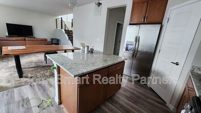 Foto del edificio - 340 Fox Ln
