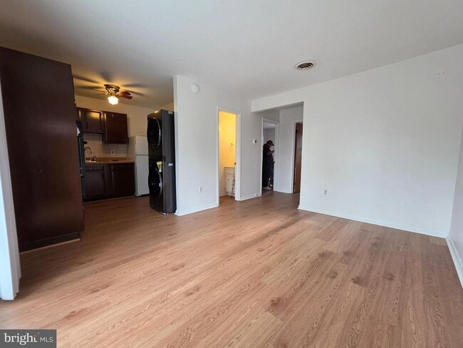 Building Photo - 615 Wallerson Rd