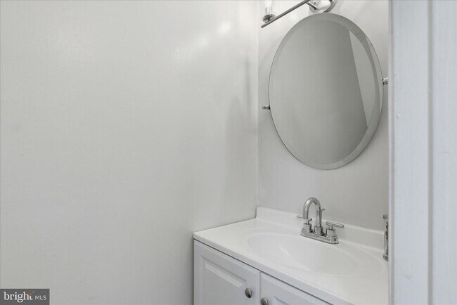Foto del edificio - 14229 Oakpointe Dr