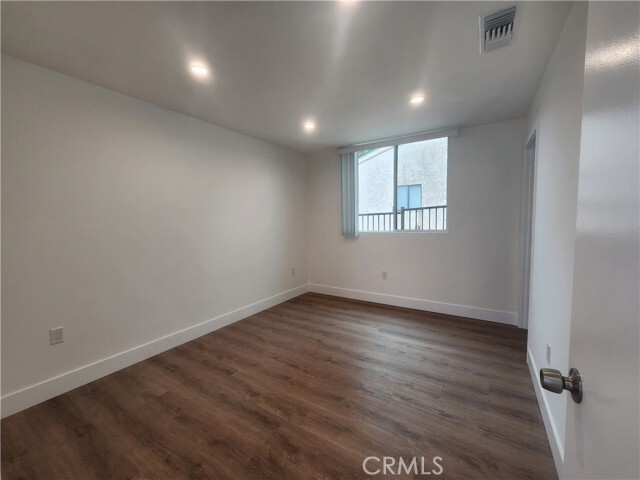 Building Photo - 2534 Community Ave