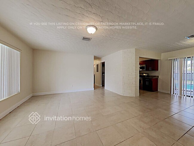 Foto del edificio - 6750 SW 25th St