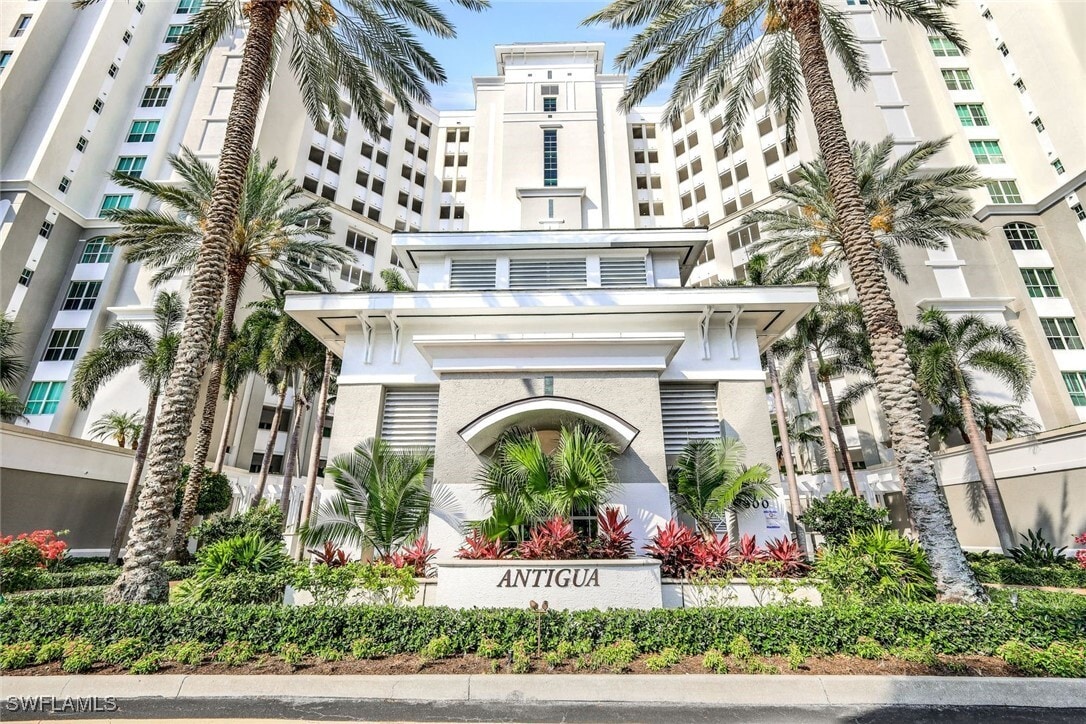 Foto principal - 300 Dunes Blvd