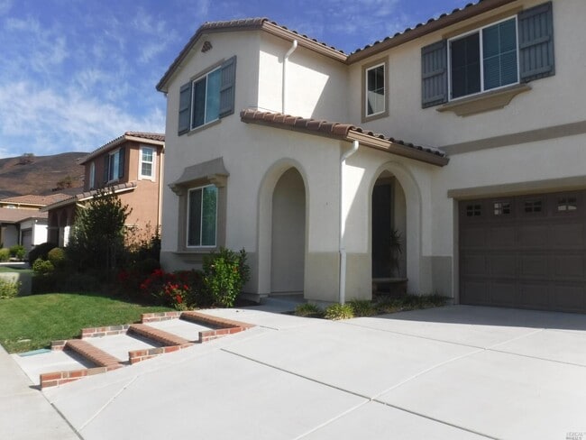 Building Photo - 1416 Couples Cir