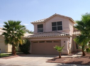 Building Photo - 630 N Diane Ct