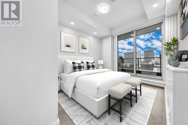 Building Photo - 609 Avenue Rd