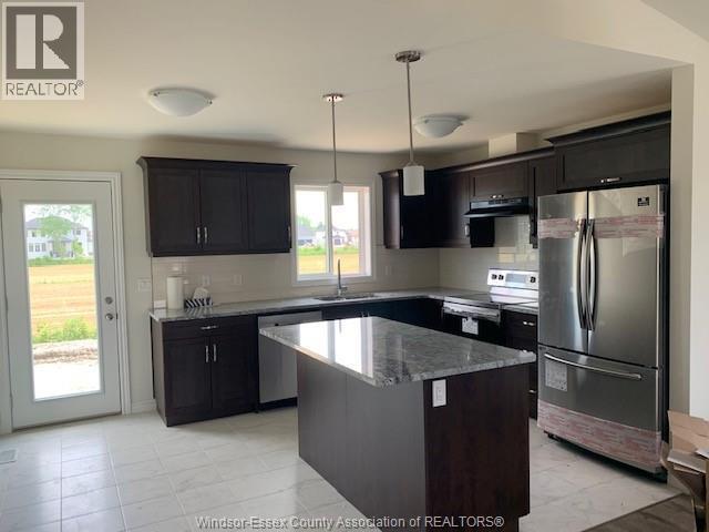 Photo du bâtiment - 1070 Icewater Ave