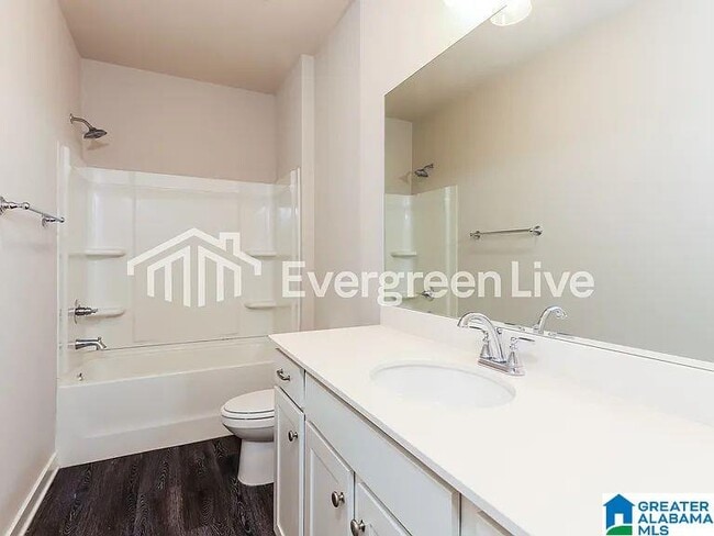 Foto del edificio - 86 Wolf Ln