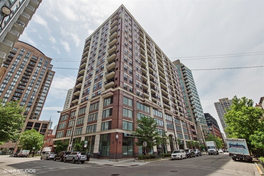 Foto principal - 451 W Huron St