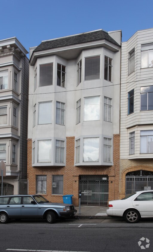 Foto del edificio - 1684 Washington Street
