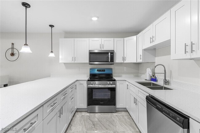 Foto del edificio - 903 Albany Ave