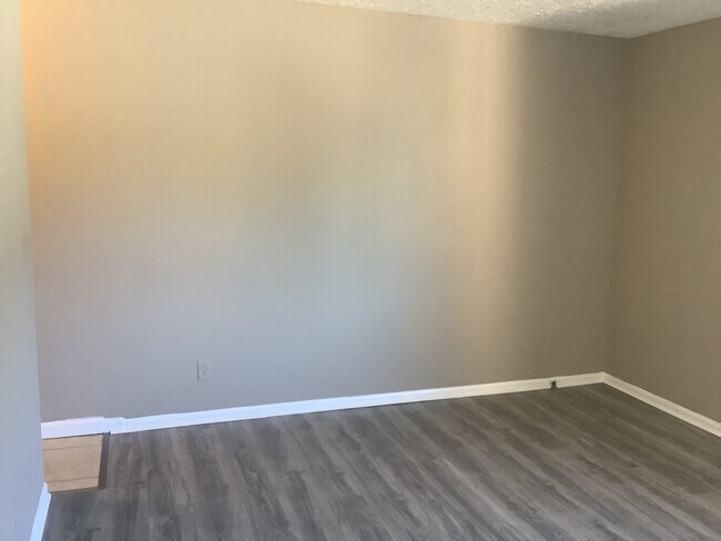 Foto del edificio - 5913 Sutcliff Square