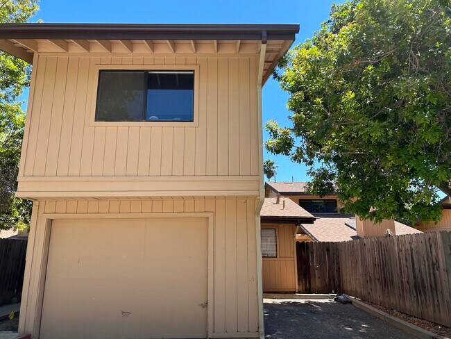 Camine hasta Cal Poly - 528 Hathway Ave