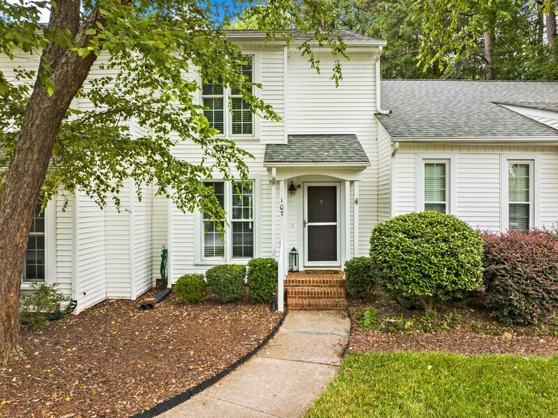 107 Pickett Ln, Cary, NC 27511 Condo for Rent in Cary, NC
