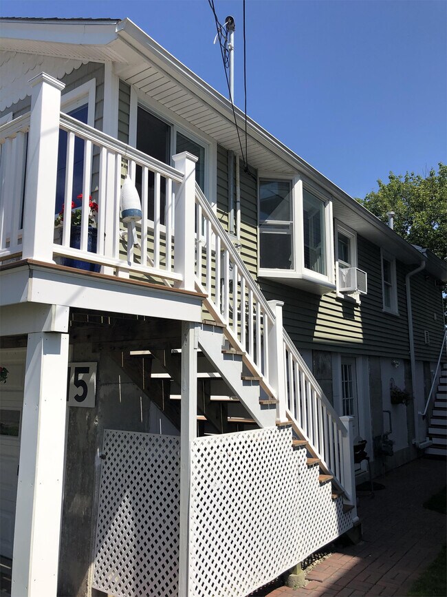 15 Sand St, Milford, CT 06460 House Rental in Milford, CT