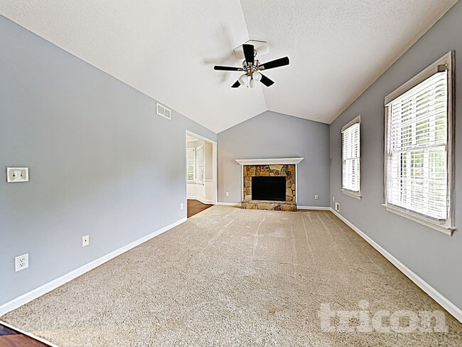 Building Photo - 2909 Buckskin Trail SW