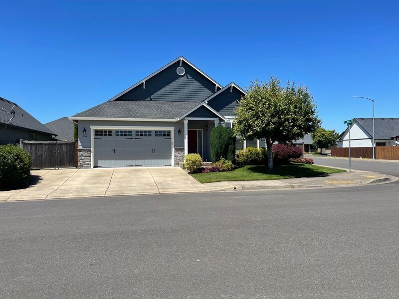 Foto principal - 1104 S 41st St