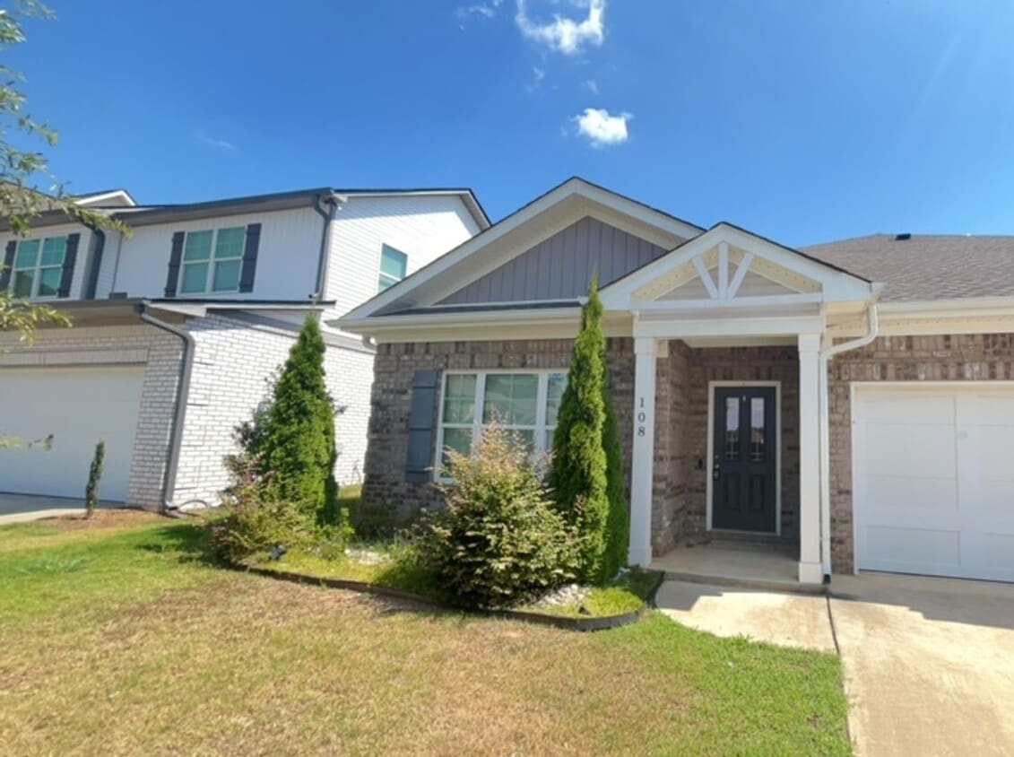 Primary Photo - 108 Bridgemill Ave