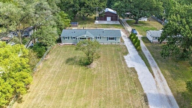 Foto del edificio - 18077 Martinsville Rd