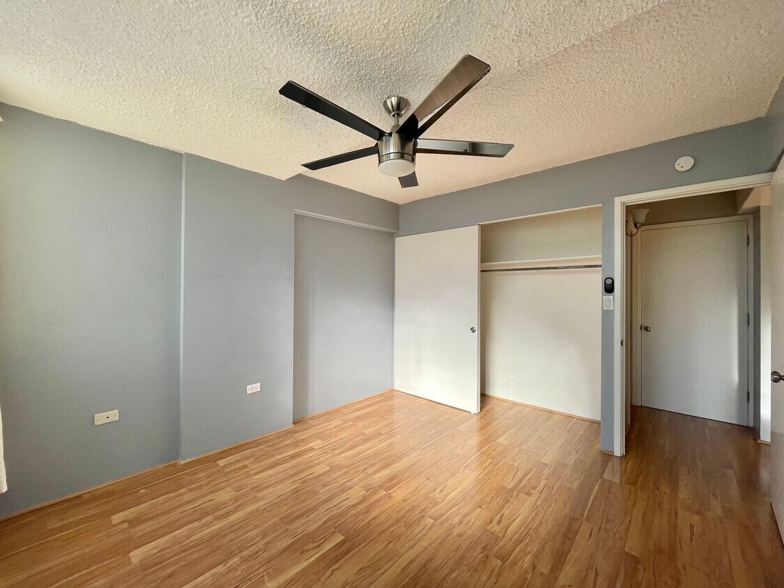 Primary Photo - Convenient City Living – Renovated 1BR/1BA...