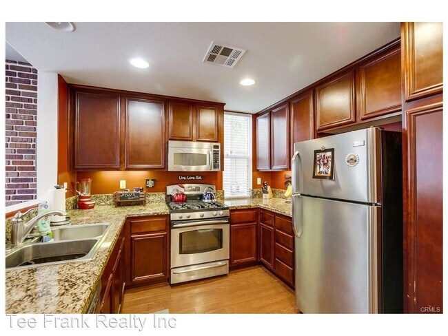 Building Photo - 3 br, 3.5 bath House - 28641 Bar Harbor Ln.