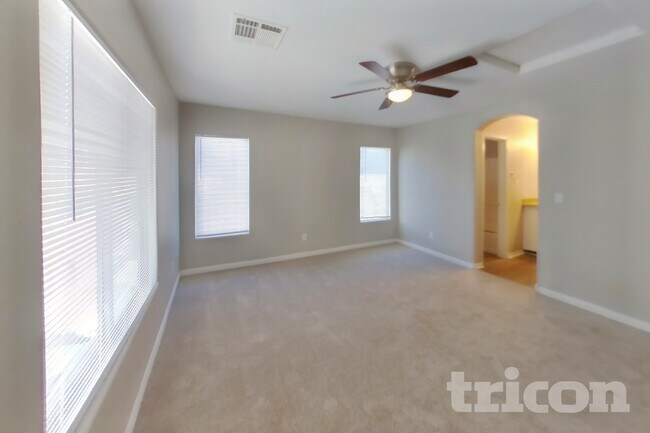 Foto del edificio - 9517 Summer Furnace St