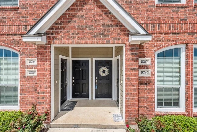 Foto del edificio - SUBLEASE Aug 11 2025 in Lakeridge Townhomes!
