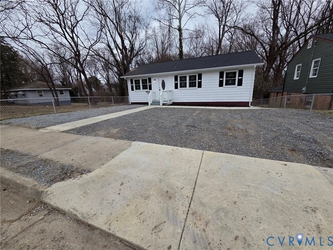 Building Photo - 5506 Campbell Ave