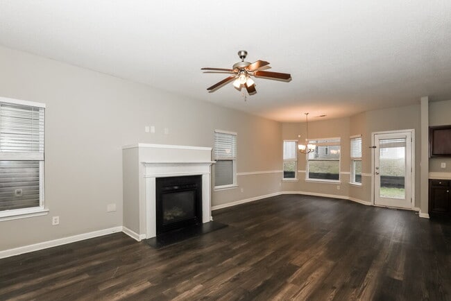 Foto del edificio - 1585 Tigris Ct