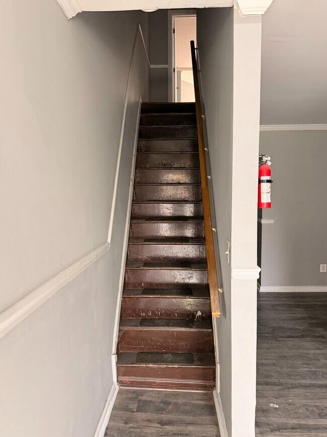 Photo - 1602 N Bouvier St Townhome