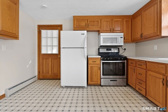 Foto del edificio - 985 Slater Rd