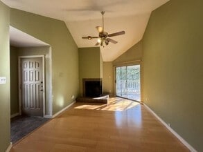 Building Photo - 2450 Wickersham Ln