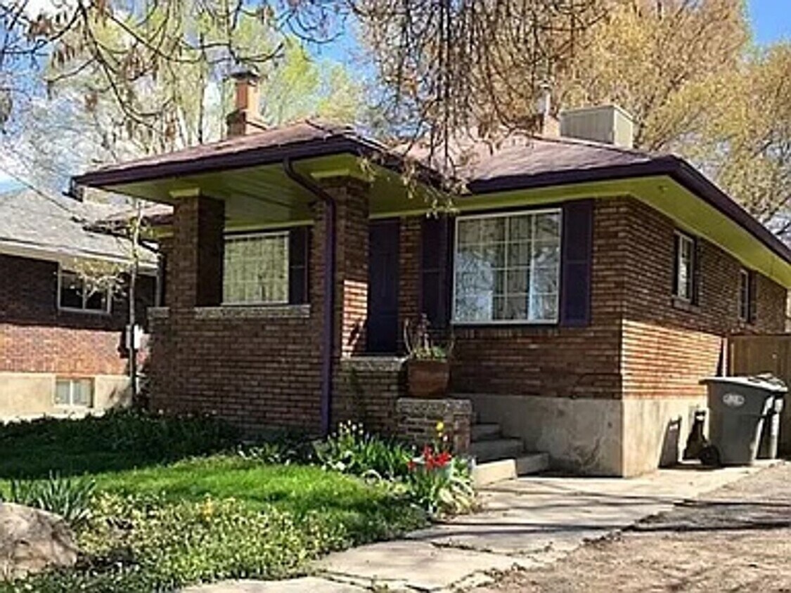 Primary Photo - South Salt Lake 3 Bedroom Home