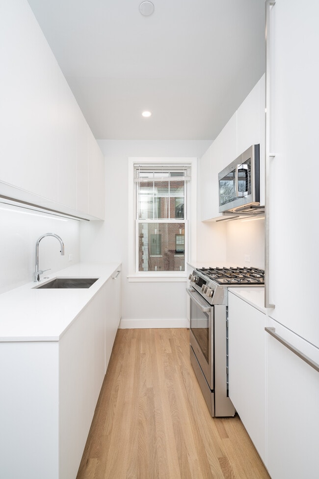 Foto del edificio - 27 Forest St