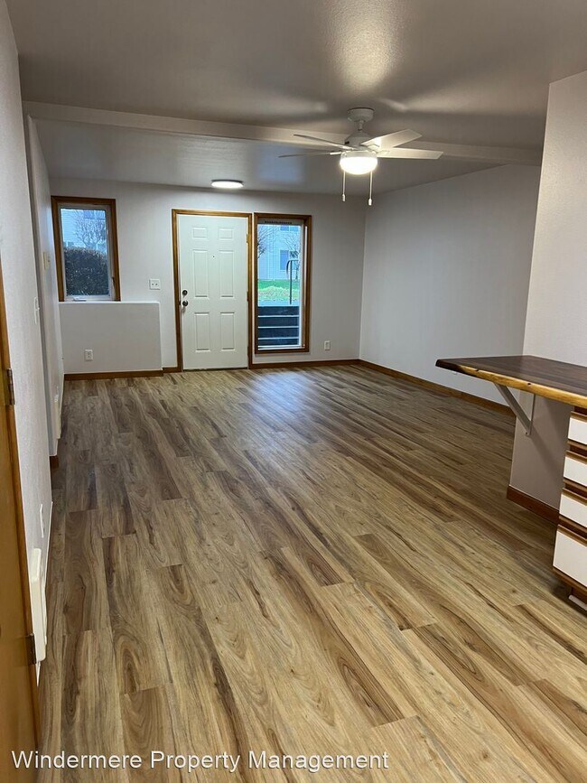 Foto del edificio - 1 br, 1 bath House - 4244 Wintergreen Circ...