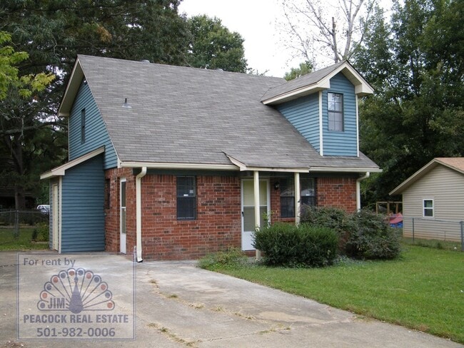 Building Photo - 93 Sycamore Cir