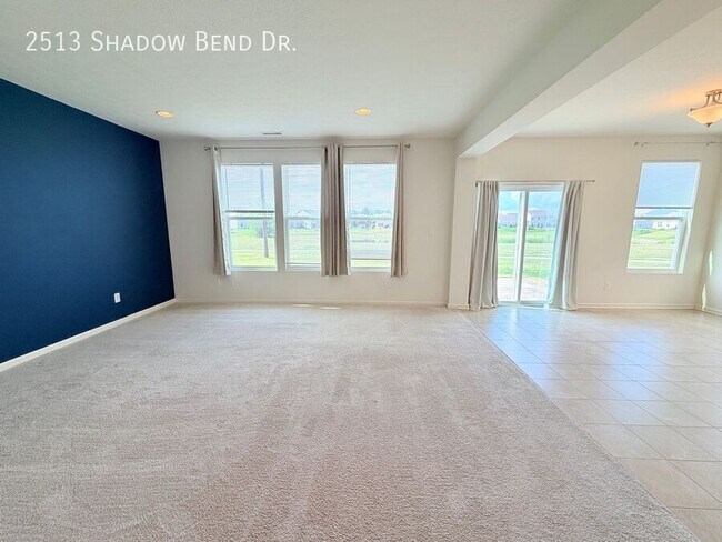 Foto del edificio - 2513 Shadow Bend Dr