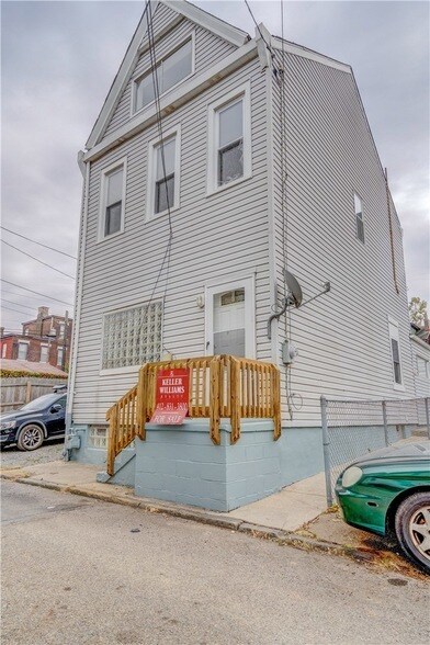 Foto del edificio - 5264 Dresden Wy