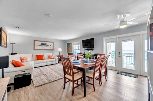 Foto del edificio - 5260 Coquina Key Dr SE