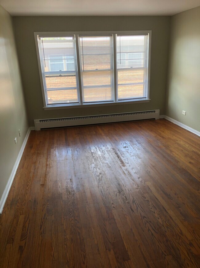Foto del edificio - 9215 S Cottage Grove Ave