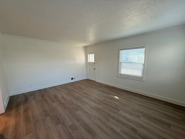 Building Photo - 3309 S 1620 E