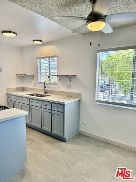 Foto del edificio - 1603 W 224th St