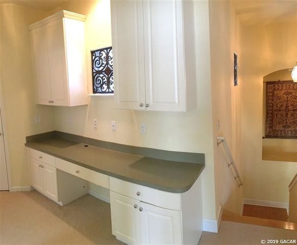 Building Photo - 3809 SW 91st Dr