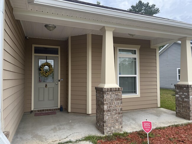 Building Photo - 84 Arbor View Dr