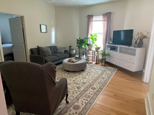 Foto del edificio - 128 Cedar St