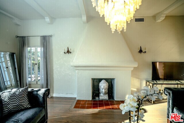 Foto del edificio - 326 N Alfred St