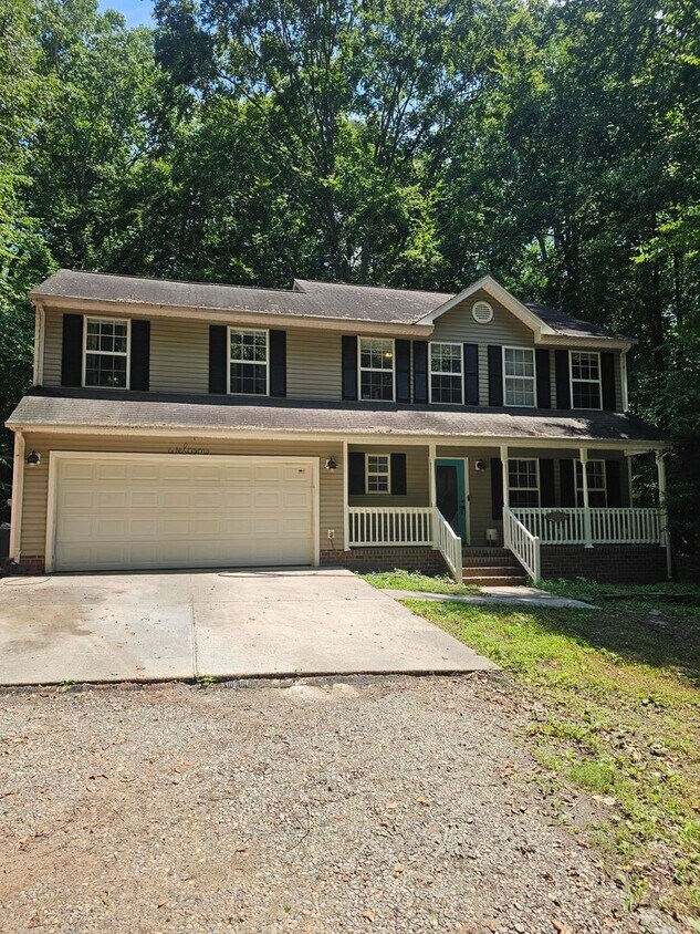 Foto principal - 5679 Hickory Fork Rd