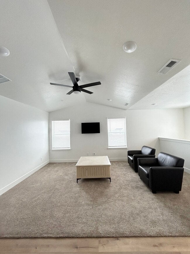 Building Photo - 3396 S 1300 W